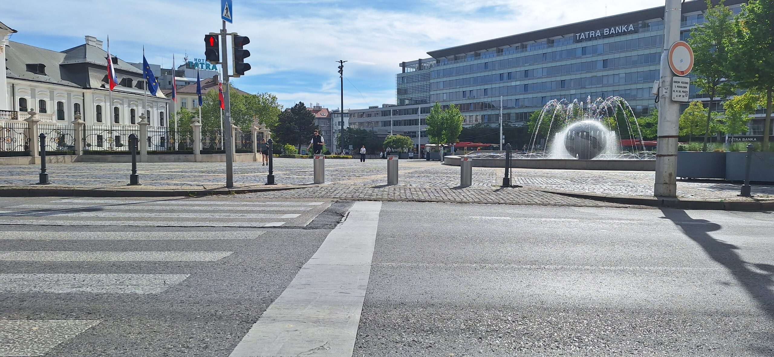 Vysuvne stlpiky regulovan&yacute; vjazd MOREZ Bratislava